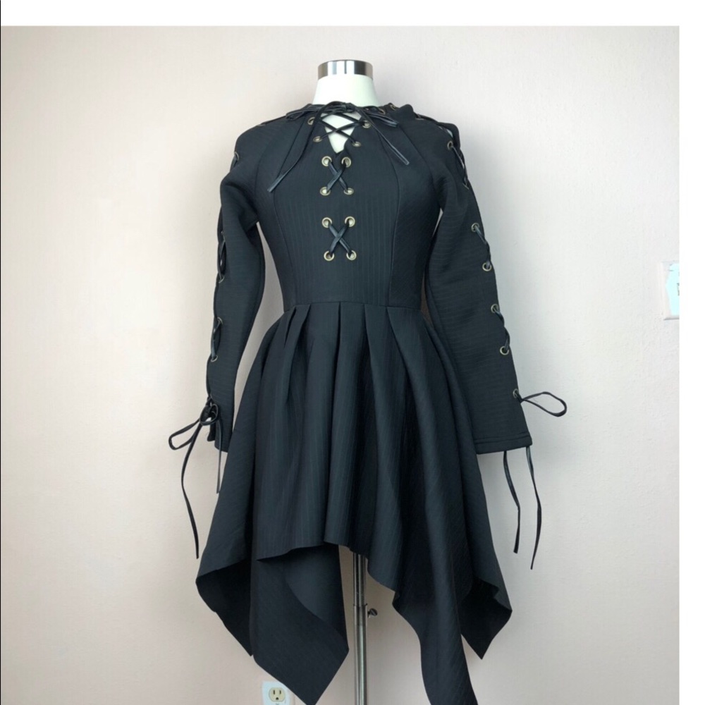 SOLID ASYMMETRICAL CHIC TOP